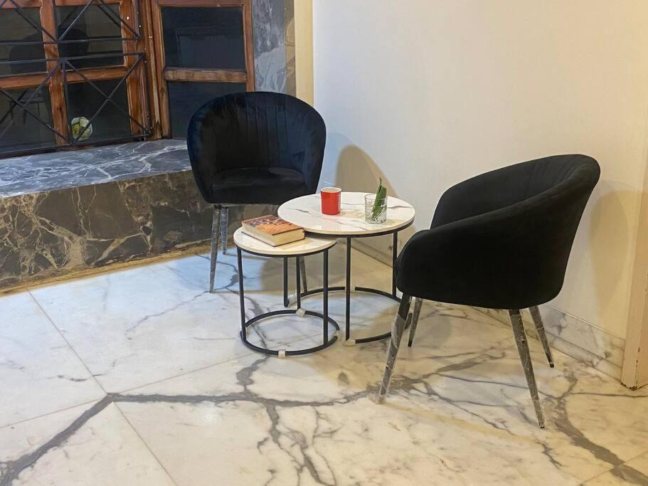 Bandra'S Prime Luxurious 2 Bhk Apartment Mumbai Bagian luar foto